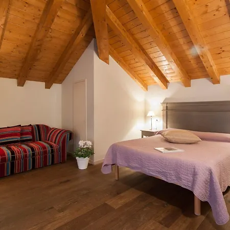 Cece E Simo 3* 베르가모