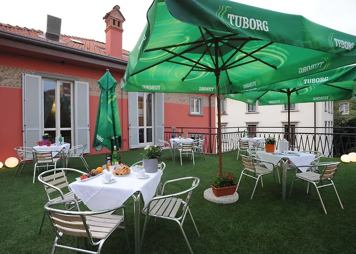 Cece E Simo 3* ברגמו