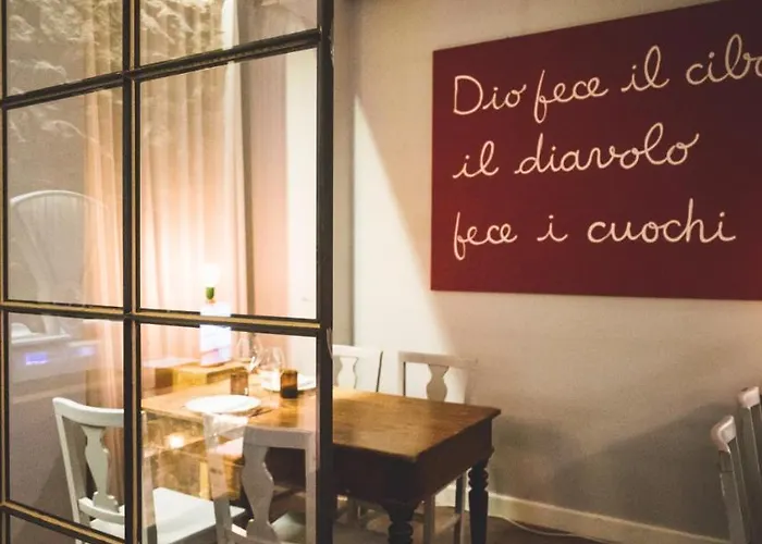 לינה וארוחת בוקר Cece E Simo 3*